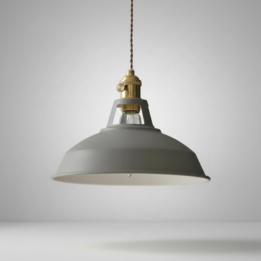 Oryginalna lampa wisząca retro industrialna, idealna nad stół w jadalni. Wysokiej jakości metalowa oprawa.