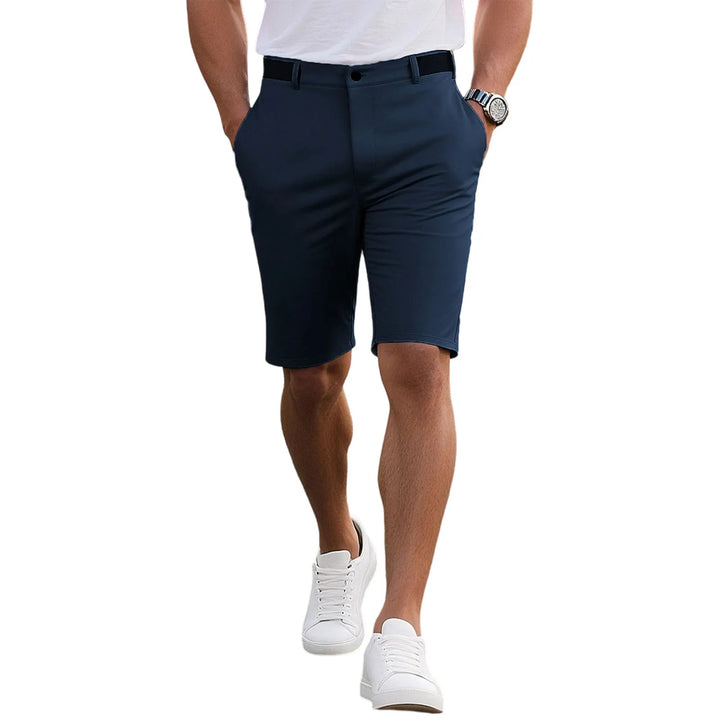 Detale dopasowanych szortów męskich. Casualowe spodenki slim fit na lato, wysoka jakość.