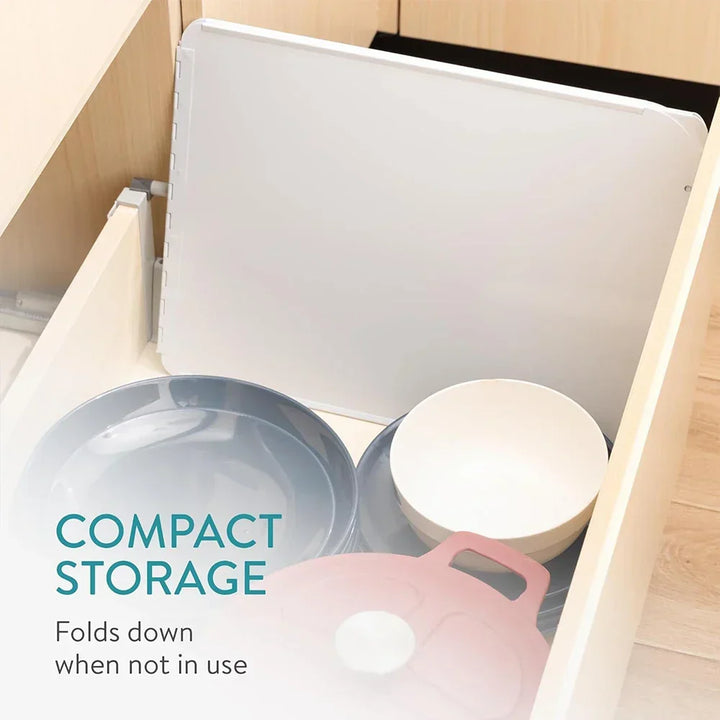 Wytrzymały ekran ochronny ze stali nierdzewnej do kuchni, skutecznie blokuje rozpryski tłuszczu, ułatwiając utrzymanie czystości.