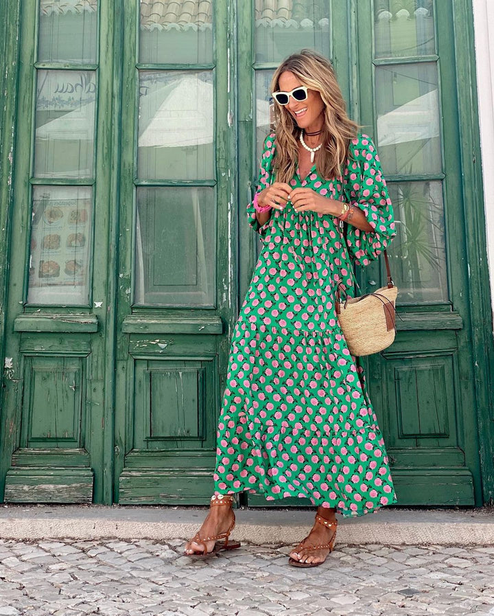 Wygodna sukienka damska boho maxi, luźny krój oversize z długim rękawem.