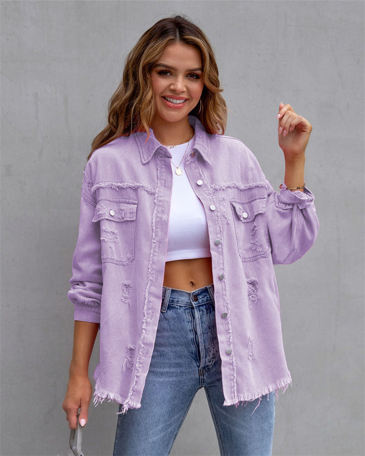 Modna damska kurtka jeansowa oversize, swobodny styl trucker. Idealna do wiosennych stylizacji.