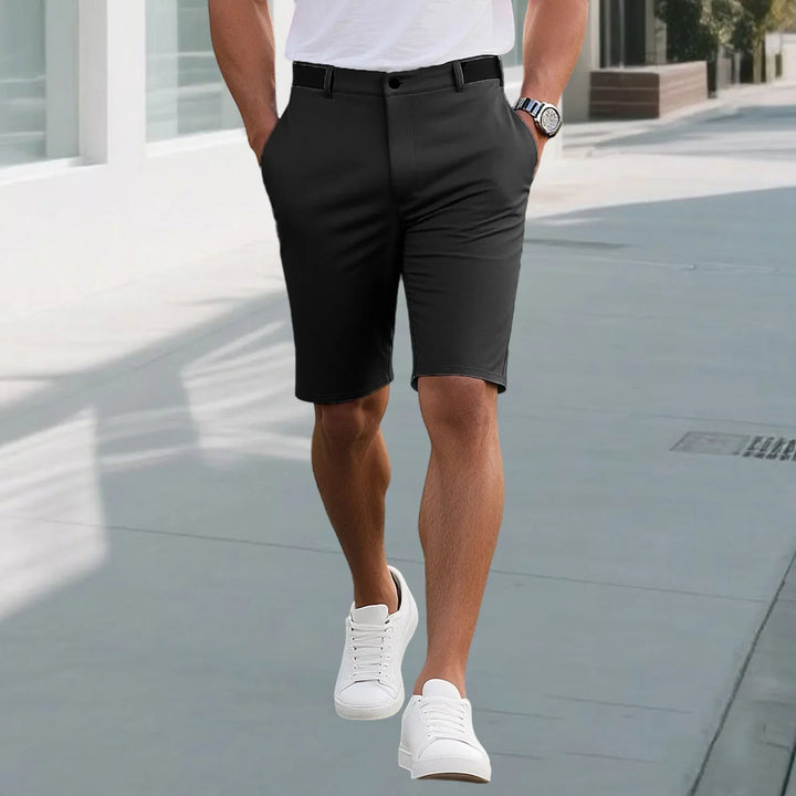 Wygodne męskie szorty casual slim fit. Miękkie spodenki męskie na lato, gwarantujące komfort i styl.