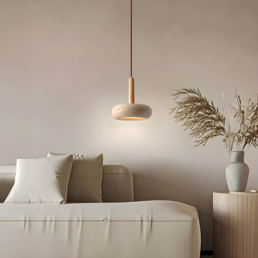 Trawertynowa lampa sufitowa, stylowe oświetlenie domu. Wysokiej jakości materiały, nowoczesny design.