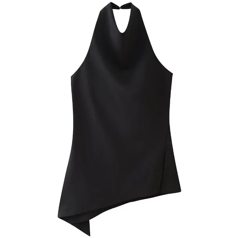 Modny komplet damski z topem halter i spodniami. Minimalistyczna stylizacja casualowa i elegancka.