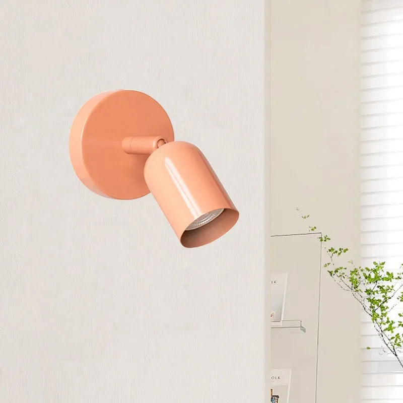 Lampa ścienna Macaron, okrągłe oświetlenie LED, nowoczesny styl skandynawski, tworzy przytulną atmosferę.