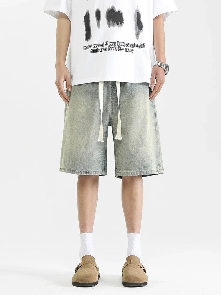 Komplet: Męskie szorty baggy, długie, sprane, w stylizacji streetwear na lato. Komfort i styl.