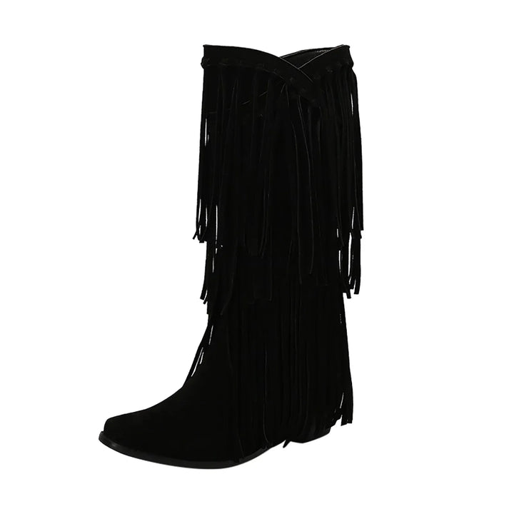 Stylowe buty kowbojskie damskie boho z frędzlami. Wysokie welurowe, idealne do casualowych stylizacji.