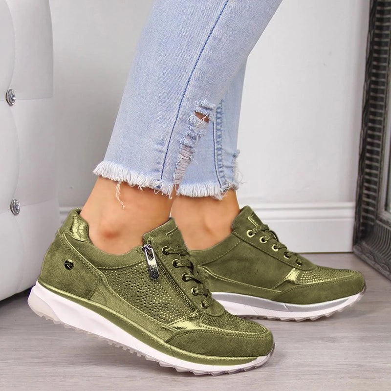 Modne damskie sneakersy na platformie, casualowe buty sportowe, stylowe i wygodne, z amortyzacją dla komfortu.
