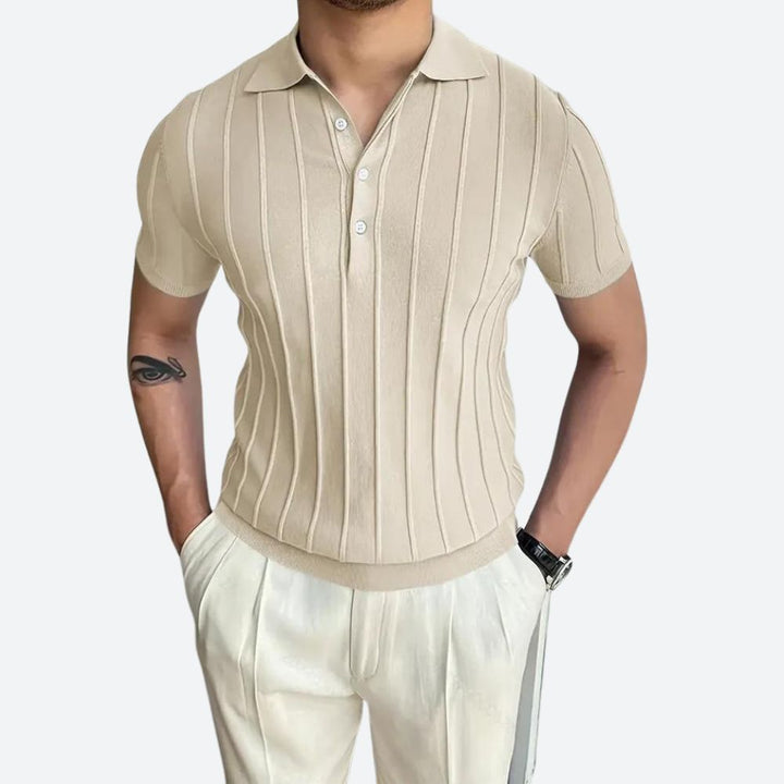 Elegancka męska polo bawełniana slim fit, krótki rękaw, casualowy look, idealna do letnich stylizacji.