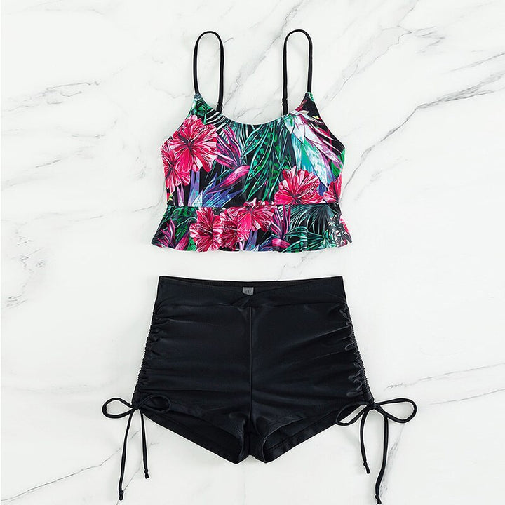 Stylowy damski tankini z crop topem, idealny na lato. Dwuczęściowy strój kąpielowy z regulowanymi ramiączkami.