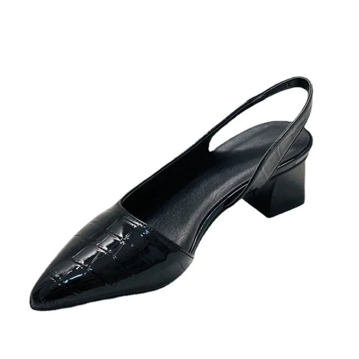 Sandały damskie na słupku, model slingback ze szpiczastym noskiem. Komfortowe i eleganckie buty damskie na okazje.