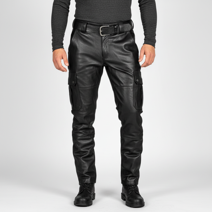 Dopasowane męskie spodnie motocyklowe Daryl, zapewniające komfort. Wąskie spodnie skórzane slim fit, odzież męska.