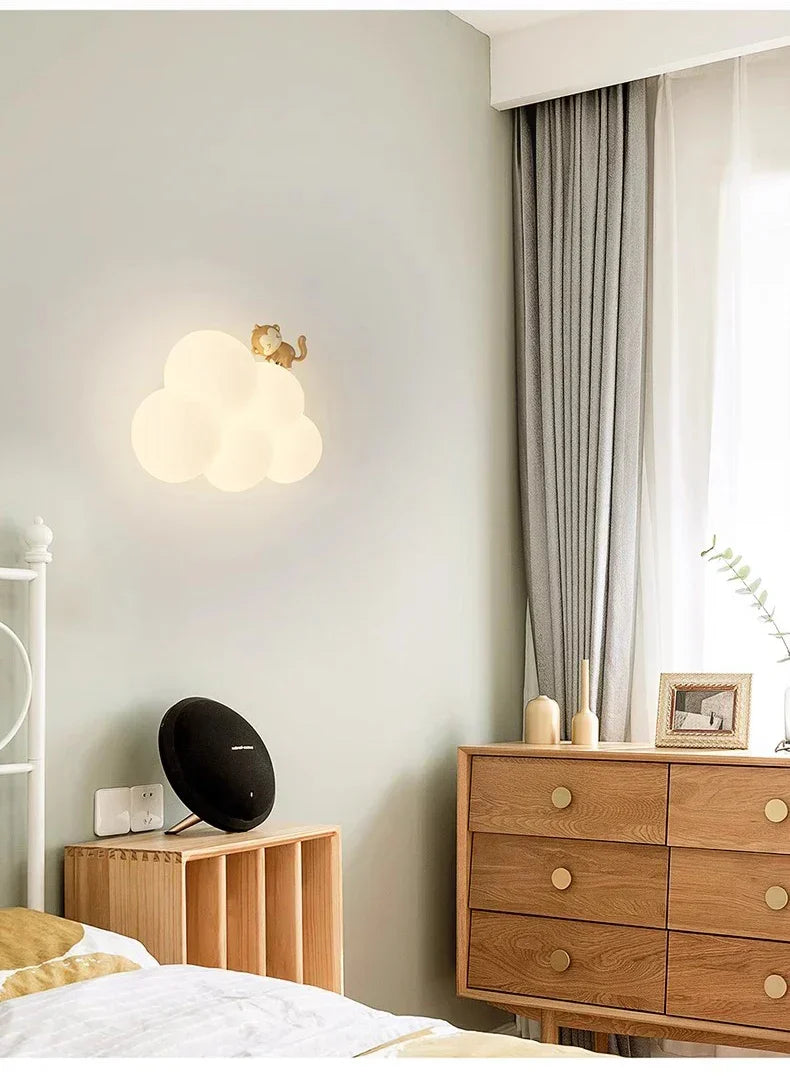 Lampa ścienna LED, biała. Urocza dekoracja ścienna z motywami zwierzęcymi i delikatnym światłem do pokoju dziecka.
