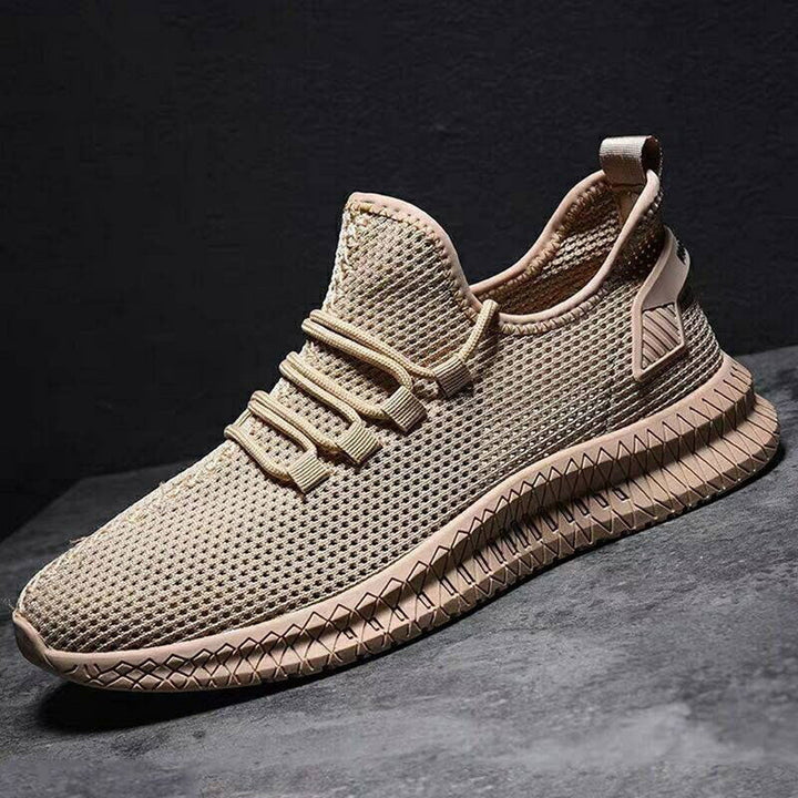 Siatkowe męskie sneakersy, ultra-oddychające. Komfortowe buty sportowe, doskonałe na upalne letnie dni.