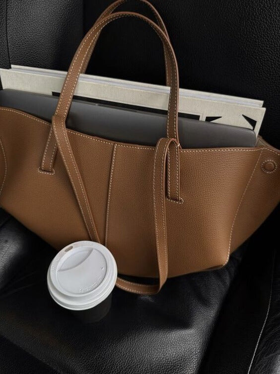 Elegancka torba tote damska z ekoskóry. Doskonała do pracy i na miasto. Styl shopper.