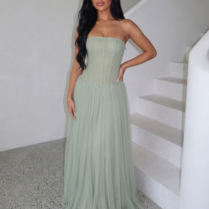 Plisowana sukienka maxi damska bez ramiączek. Elegancka suknia wieczorowa na wesele lub koktajlowa.