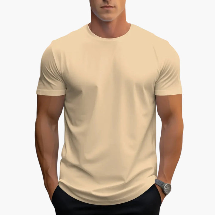 Tylny widok męskiego T-shirtu slim fit. Komfortowy, casualowy styl z okrągłym dekoltem na co dzień.