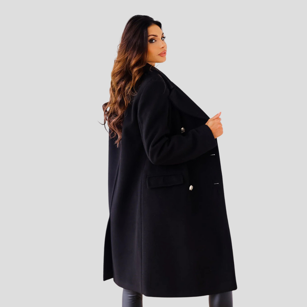 Dwurzędowy płaszcz damski, klasyczny fason. Modne okrycie wierzchnie do eleganckich stylizacji.