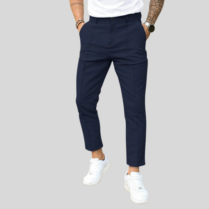 Eleganckie, komfortowe spodnie męskie casual z prostą nogawką. Doskonałe na co dzień i do biura.