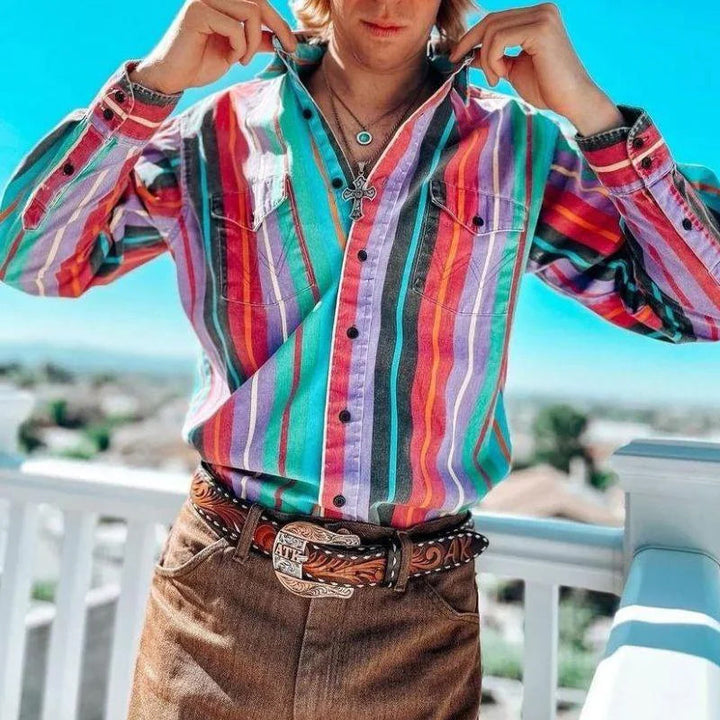 Pasiasta męska koszula vintage Eric z długim rękawem. Modny casualowy styl retro, zapinana na guziki, swobodny krój.