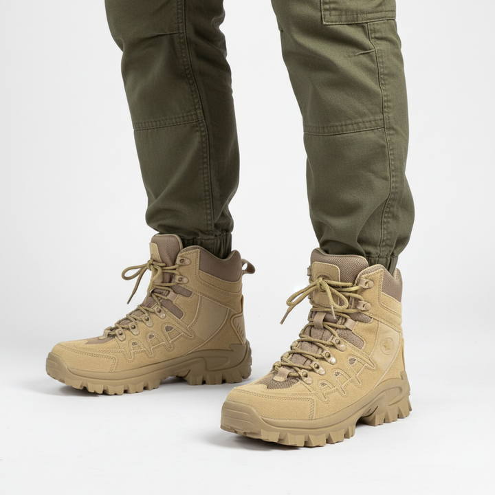 Buty męskie taktyczne khaki, wodoodporne. Lekkie i wytrzymałe, zapewniające przyczepność w trudnym terenie.