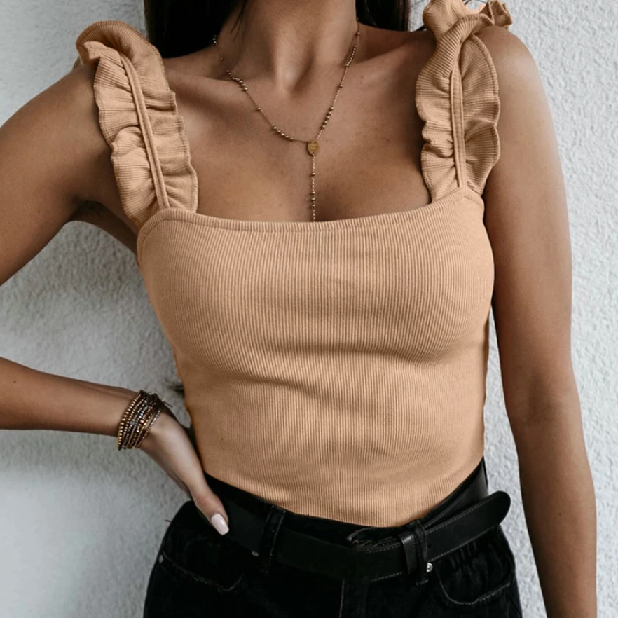 Damski elegancki tank top z falbankami. Idealny na lato, z dekoltem kwadratowym.