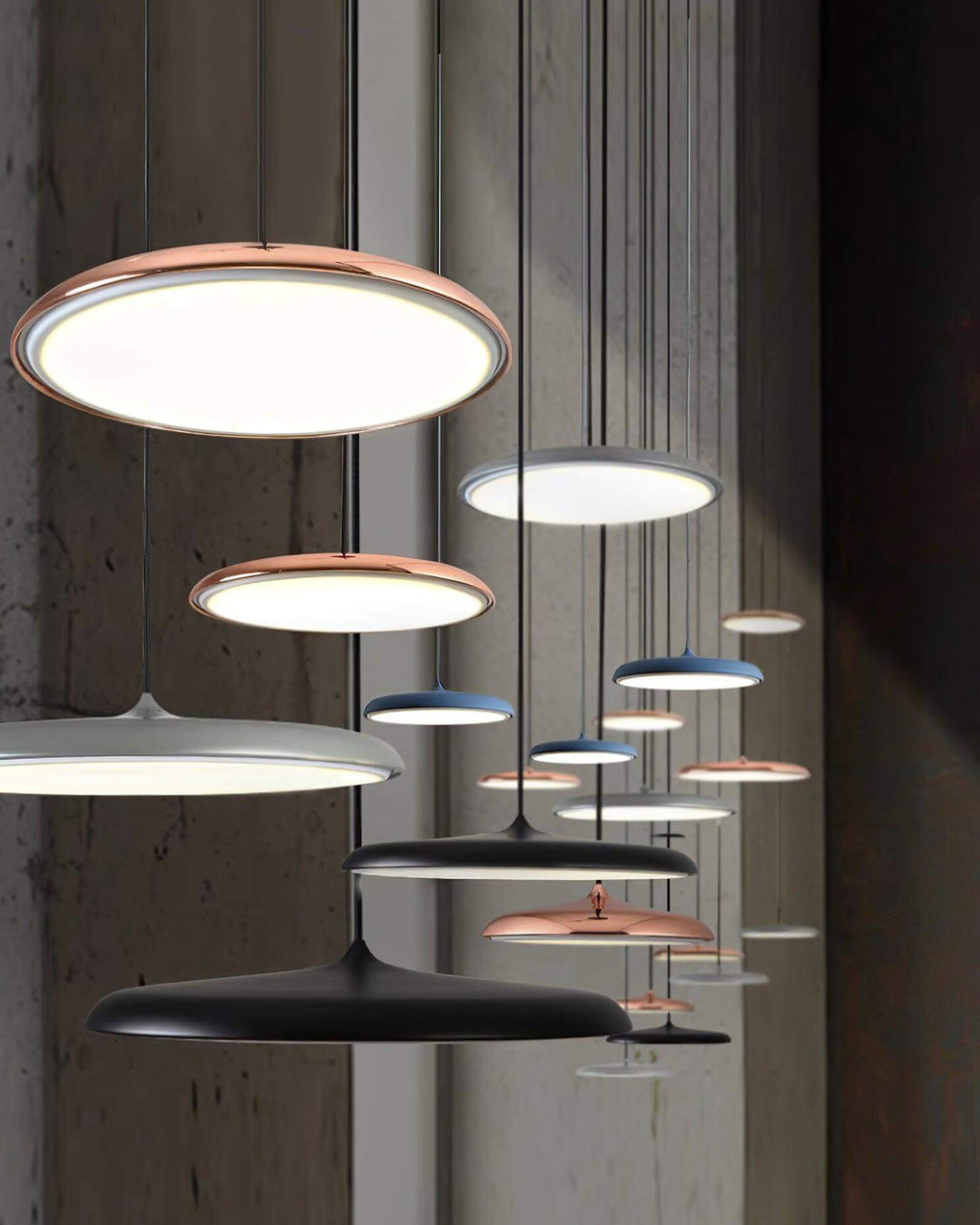 Stylowa lampa sufitowa LED. Oświetlenie wiszące, designerskie, do salonu i biura.