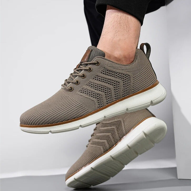 Męskie sneakersy z efektowną teksturą. Sznurowane, z modną, kontrastową podeszwą. Lekkie i casualowe.