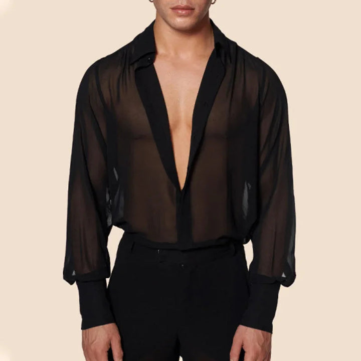 Męska czarna koszula slim fit z długim rękawem, idealna na imprezę. Elegancki krój, komfortowa moda męska.