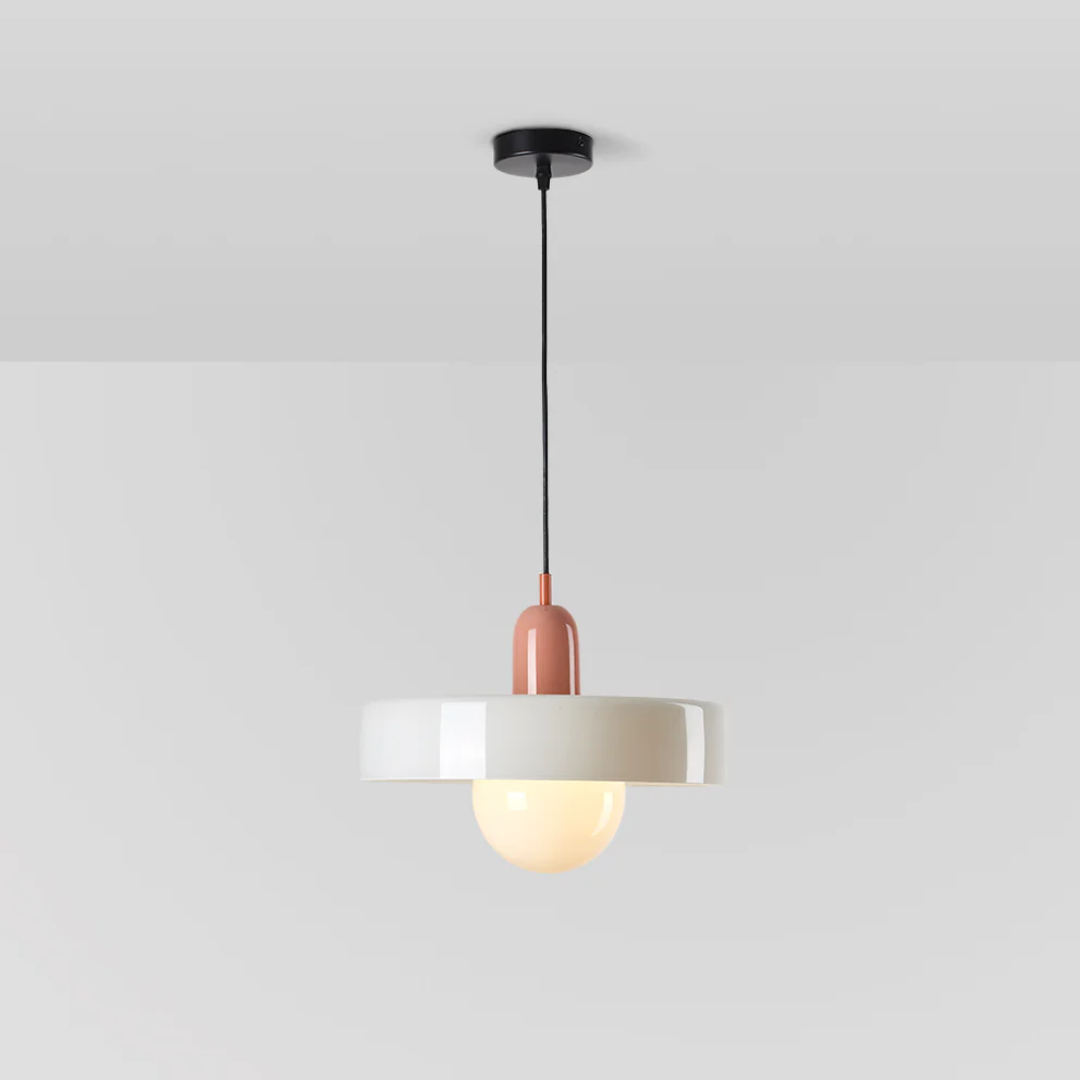 Lampa wisząca LED GloboLuxe, dekoracyjna do wnętrz, nastrojowe światło.