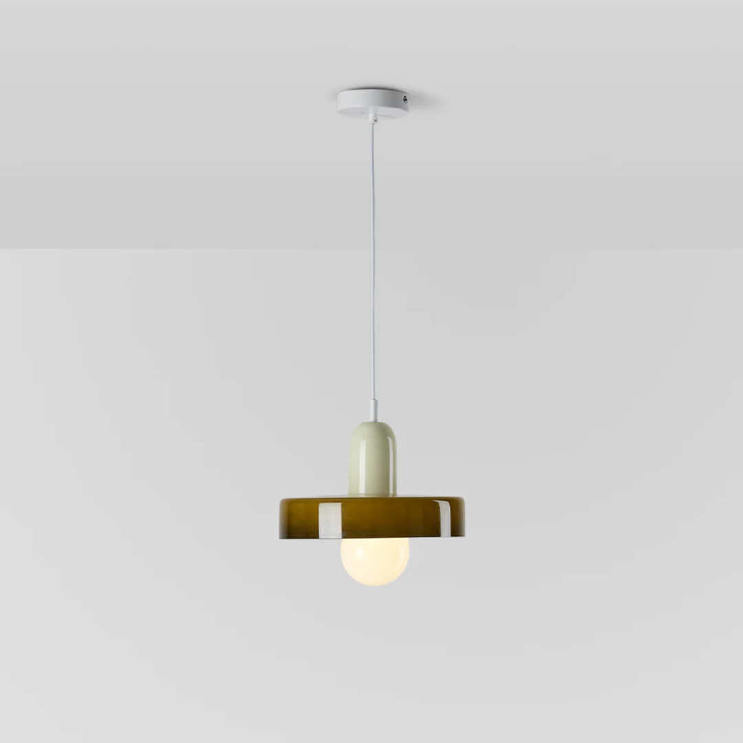 Nowoczesne oświetlenie LED do domu, lampa wisząca GloboLuxe, do salonu.