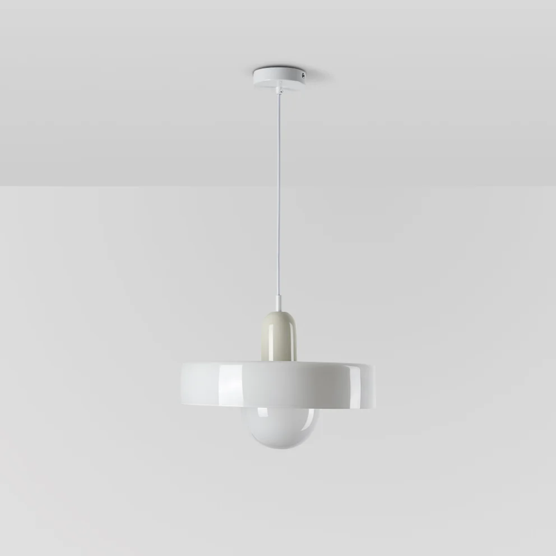 Elegancka lampa LED do sypialni, wisząca, nowoczesny styl, od GloboLuxe.