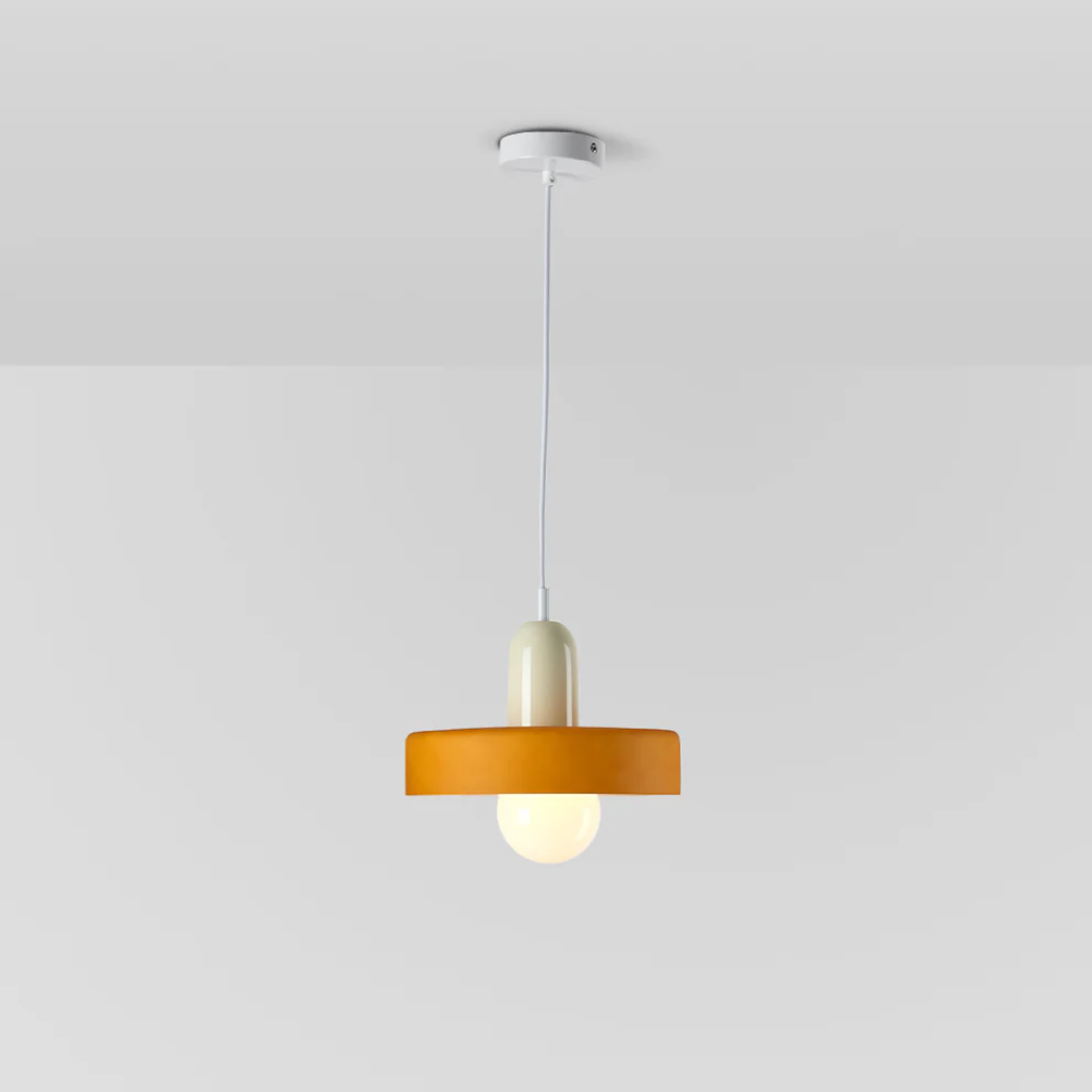 Nowoczesna lampa wisząca LED GloboLuxe, szklana, do salonu, nastrojowe światło.