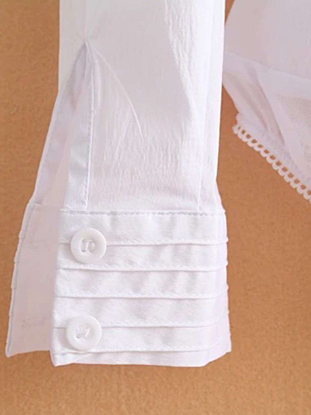 Eleganckie body kształtujące sylwetkę, bezszwowe, z miękkiego materiału, dla maksymalnego komfortu noszenia.