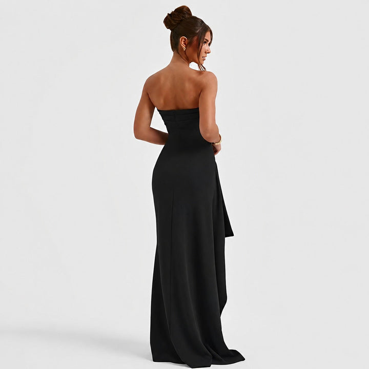Wyjątkowa sukienka maxi damska, elegancka i modna, z rozcięciem na plecach, na specjalne wyjścia.