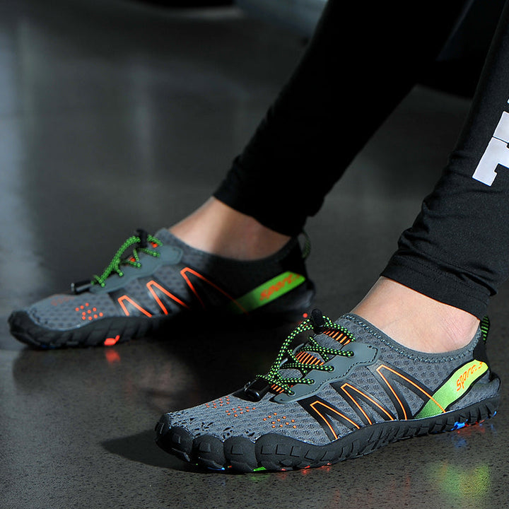 Buty AquaFlex – komfortowe, elastyczne obuwie wodne unisex. Idealne na plaży, basenie i podczas pływania.