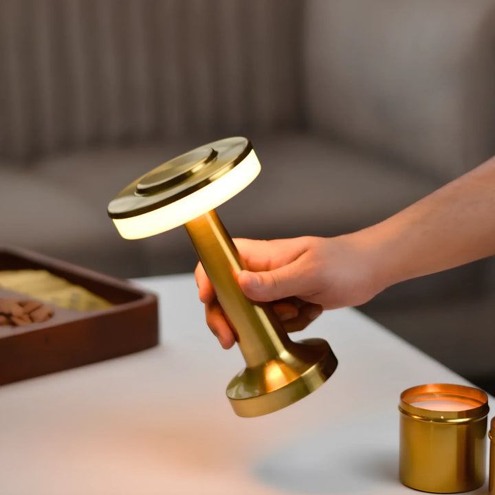 Lampa LED LumiBar retro, przenośna, bezprzewodowa do wnętrz. Stylowa dekoracja.