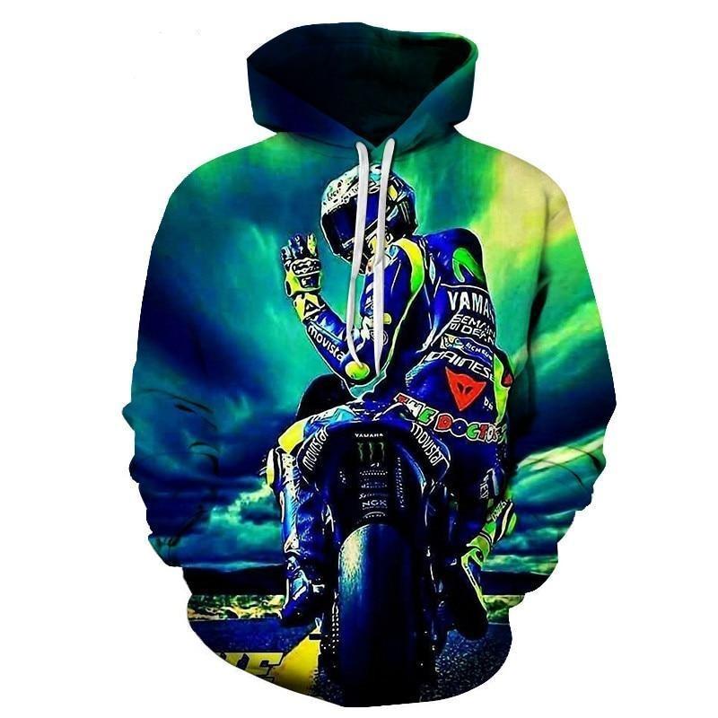 Komfortowa męska bluza z kapturem i wyrazistym nadrukiem motocyklowym, must-have w męskiej garderobie.