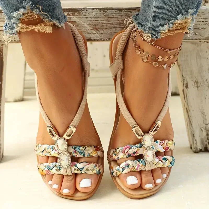 Obuwie damskie boho Amira, sandały slip-on z koralikami, lekkie i modne na lato.