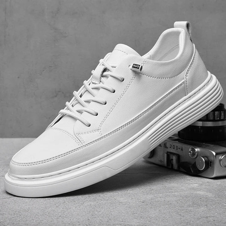 Męskie sneakersy niskie, idealne na co dzień. Wygodne obuwie męskie w sportowym stylu na wiosnę i lato.