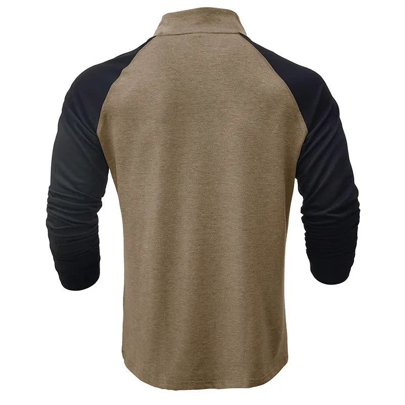 Sportowy longsleeve męski z krótkim zamkiem, wygodna bluza na chłodne dni.