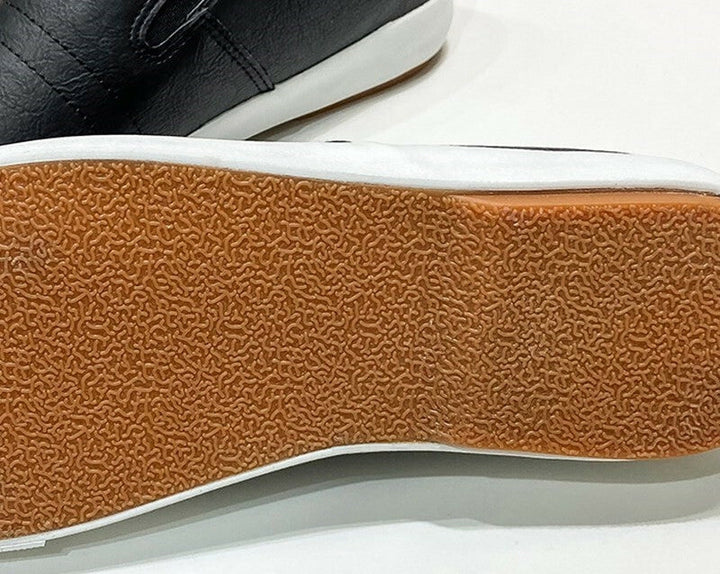 Męskie wsuwane sneakersy Jonas. Wysokiej jakości skórzane obuwie dla komfortu i miejskiego stylu.