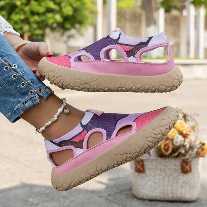 Amortyzujące damskie sneakersy, idealne na co dzień. Obuwie sportowe z pełnym wsparciem stopy.