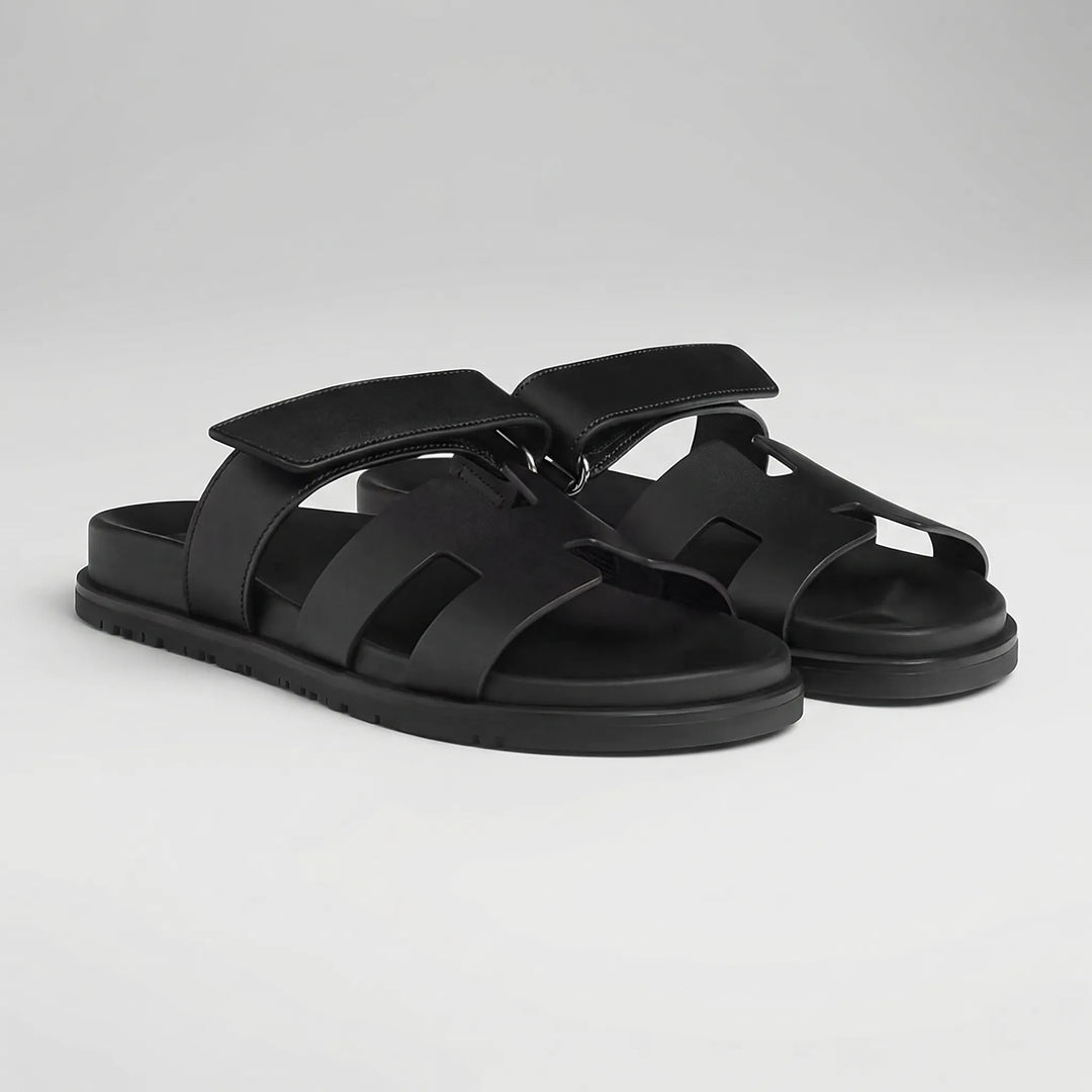 Modne sandały męskie z rzepami. Wygodne i przewiewne letnie buty, doskonałe do codziennych, casualowych stylizacji.