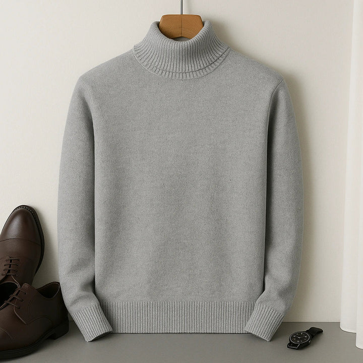 Elegancki sweter męski z golfem, miękki i komfortowy. Sweter casual do modnej stylizacji.
