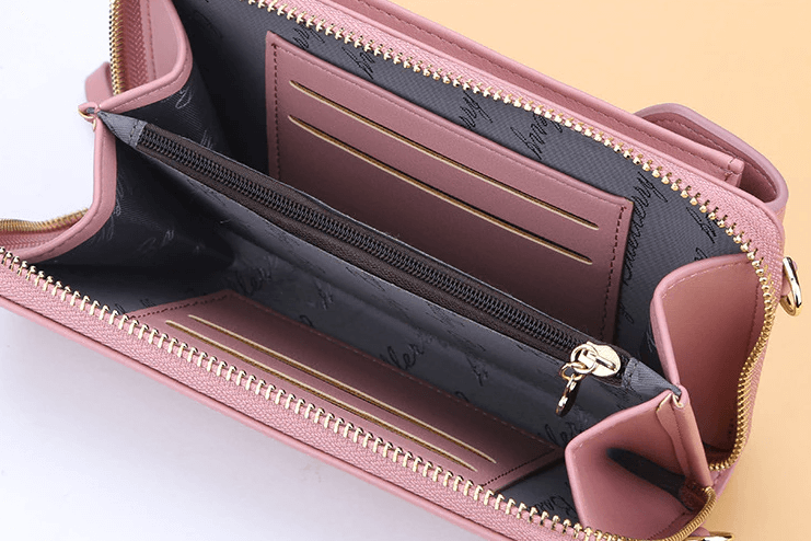 Elegancka torebka crossbody z ekoskóry z regulowanym paskiem, do codziennych stylizacji.