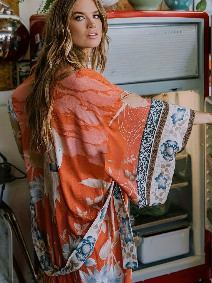 Eleganckie damskie kimono z czerwonymi kwiatami. Przewiewna narzutka plażowa w modnym stylu.