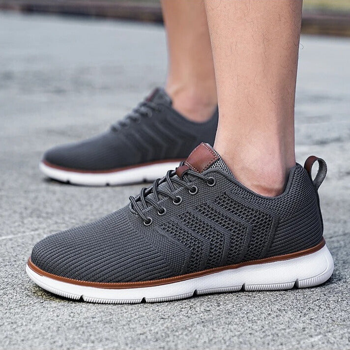 Eleganckie męskie sneakersy sznurowane. Wyróżnia je efektowna tekstura i wygoda. Idealne do miasta.