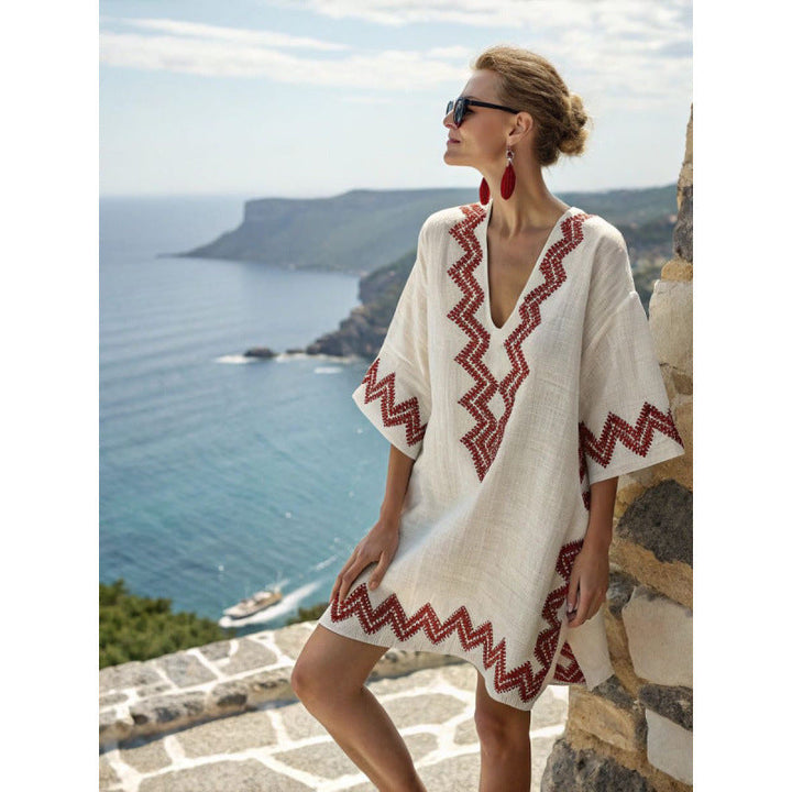Letnia sukienka plażowa boho, luźny krój, idealna jako ubranie plażowe.