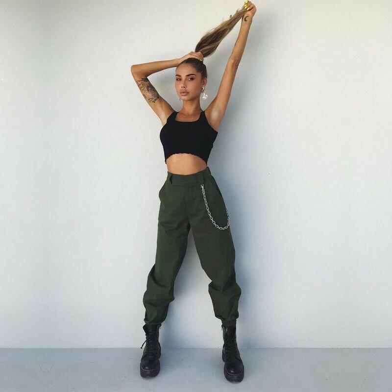 Wygodne spodnie damskie materiałowe khaki, wysoki stan, szerokie nogawki, styl casual.